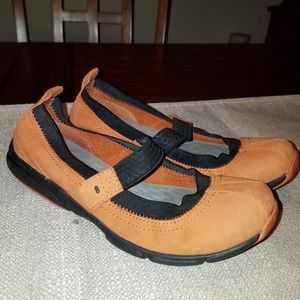 privo by clarks fissure